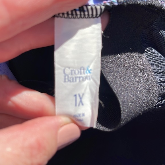 CROFT & BARROW | Floral Swim Top Only | Size 1X - Picture 6 of 8